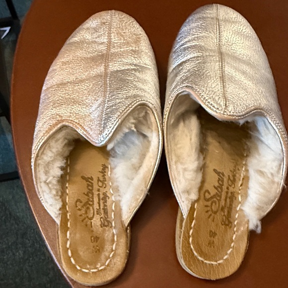 Women's Gold/silver Slip-On slippers Sabahs - Picture 1 of 4